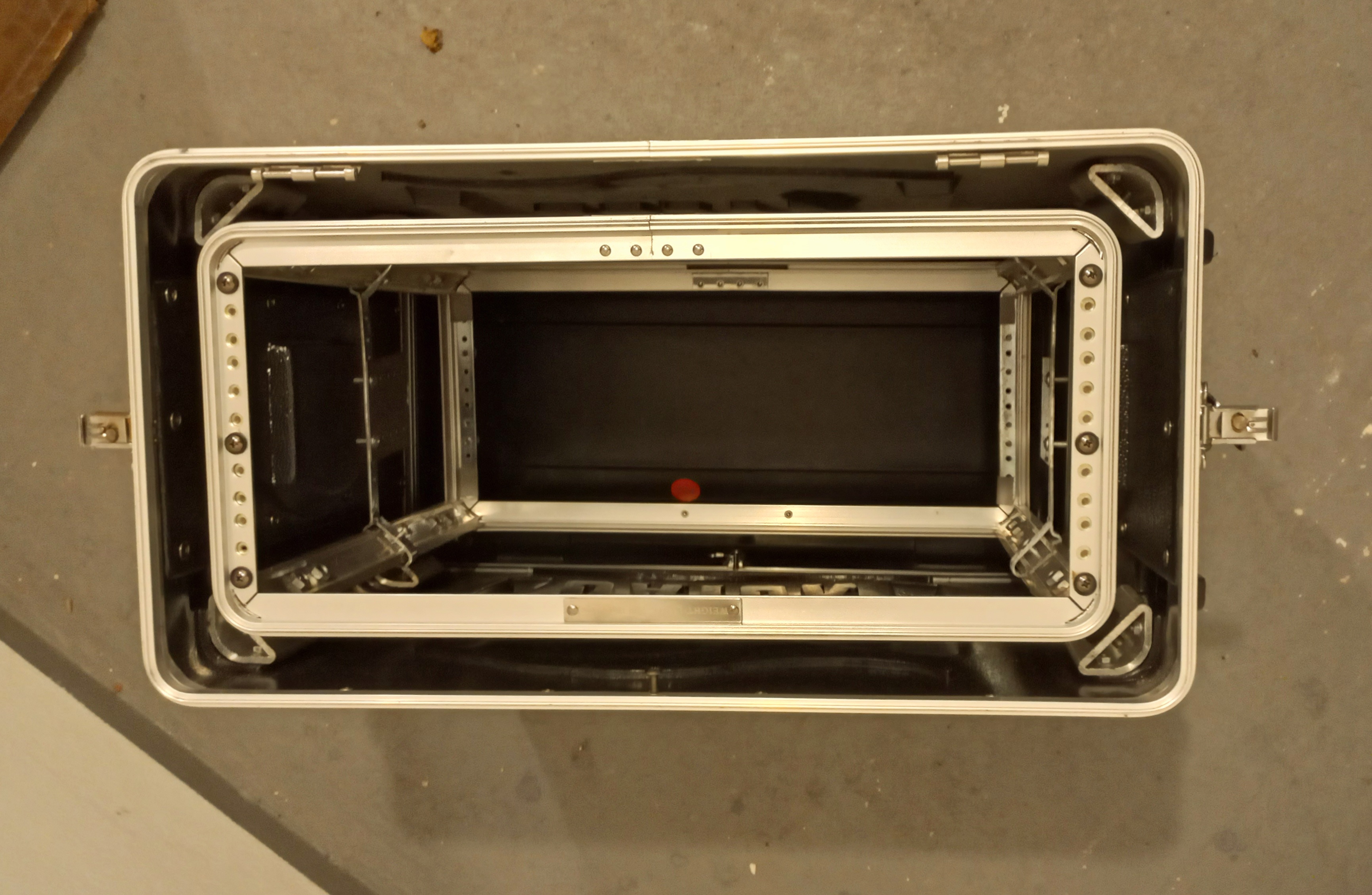 Flycase GATOR 4U suspendu en pvc