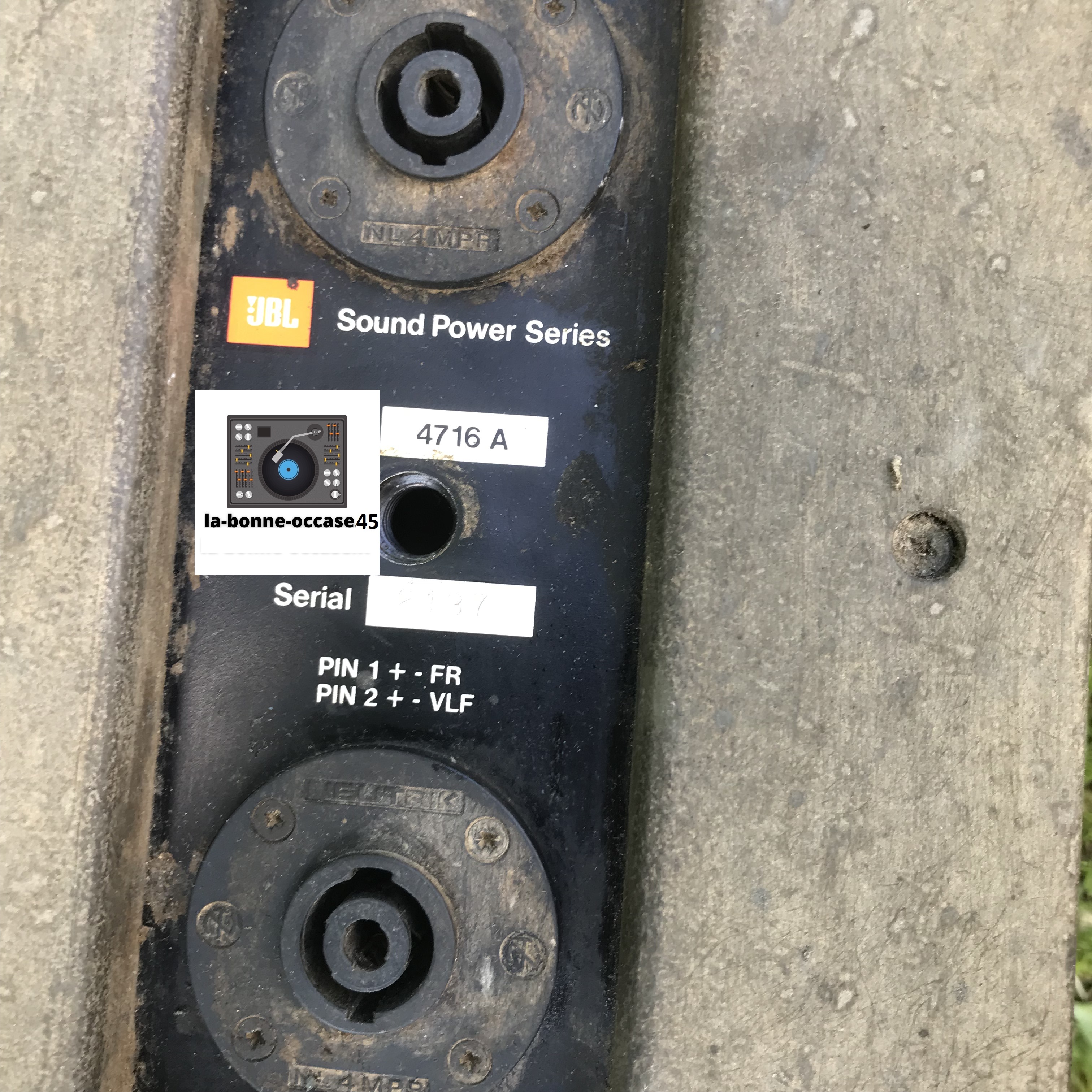 Vend enceinte 4716 JBL