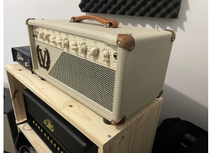 Victory Amps V40 Deluxe