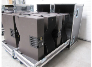 L-Acoustics LA4 (34334)