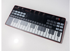 UNO SYNTH PRO