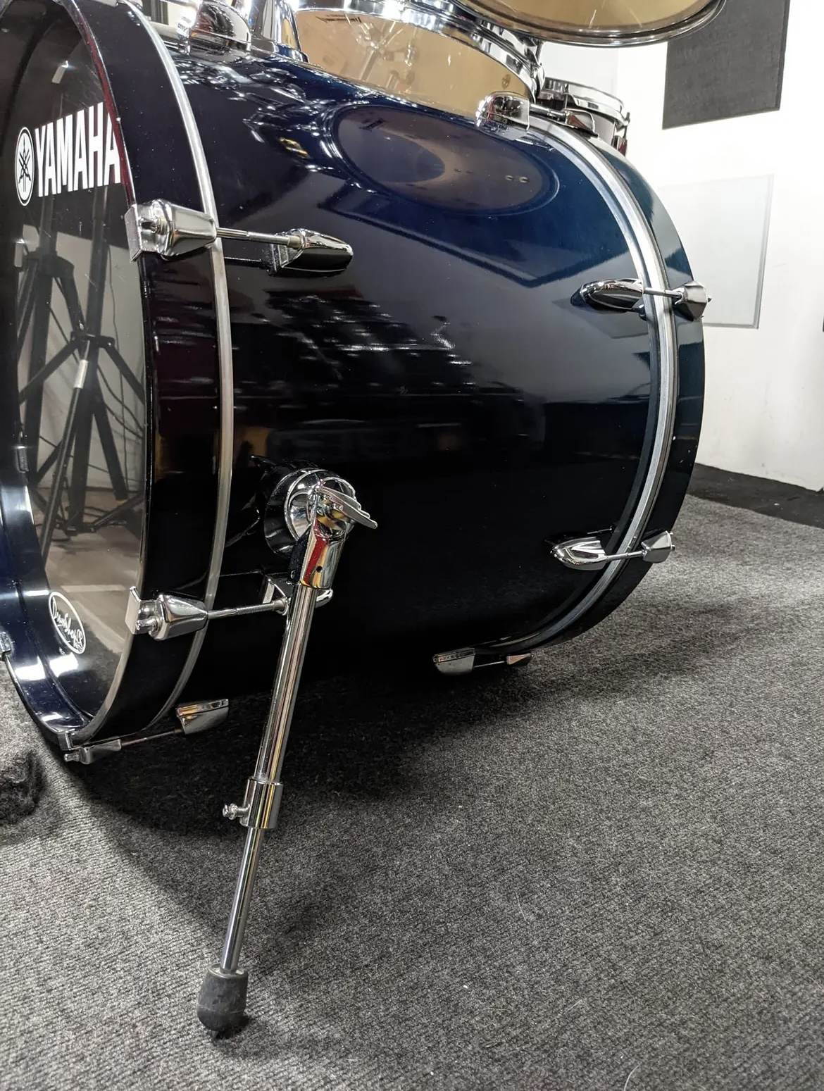 Vends grosse caisse Yamaha Stage Custom Advantage 