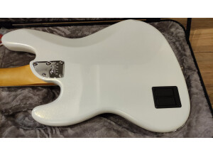 Fender JB American Ultra (8)