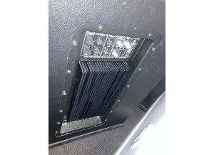 Behringer Eurolive B1800D-PRO (43119)