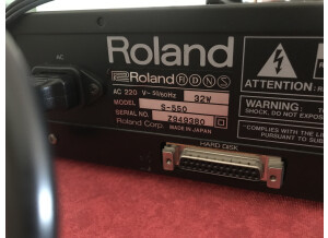 Roland S-550