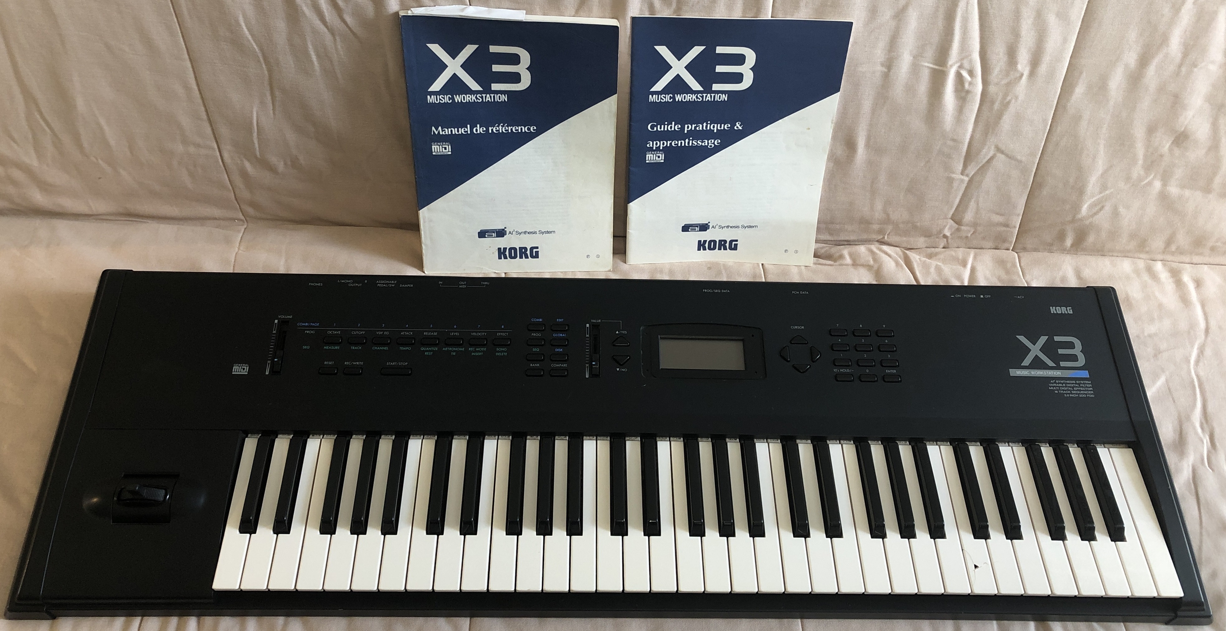 最後の値下げ⁉️KORG X3R です 250px-Korg_x3.jpg