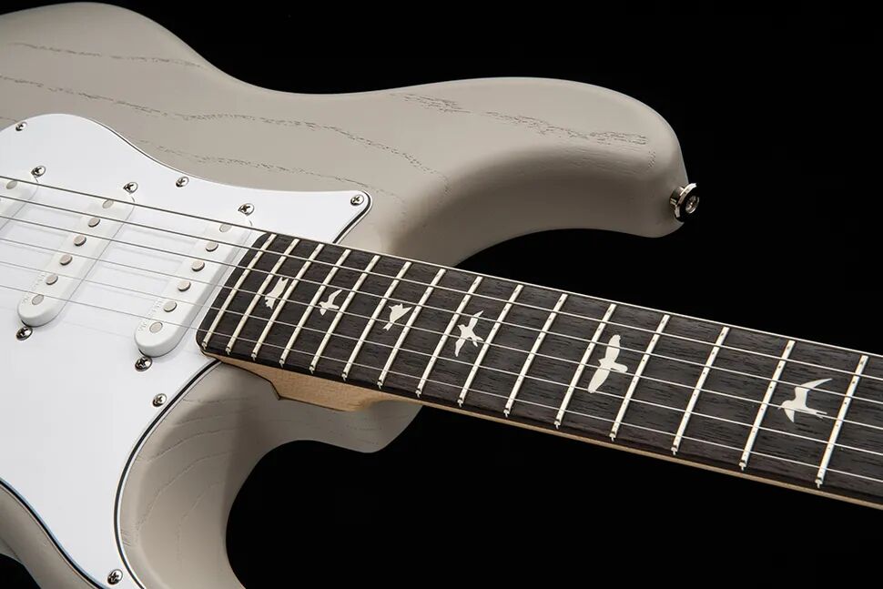 &lsquo;Dead Spec&rsquo; Silver Sky Detail