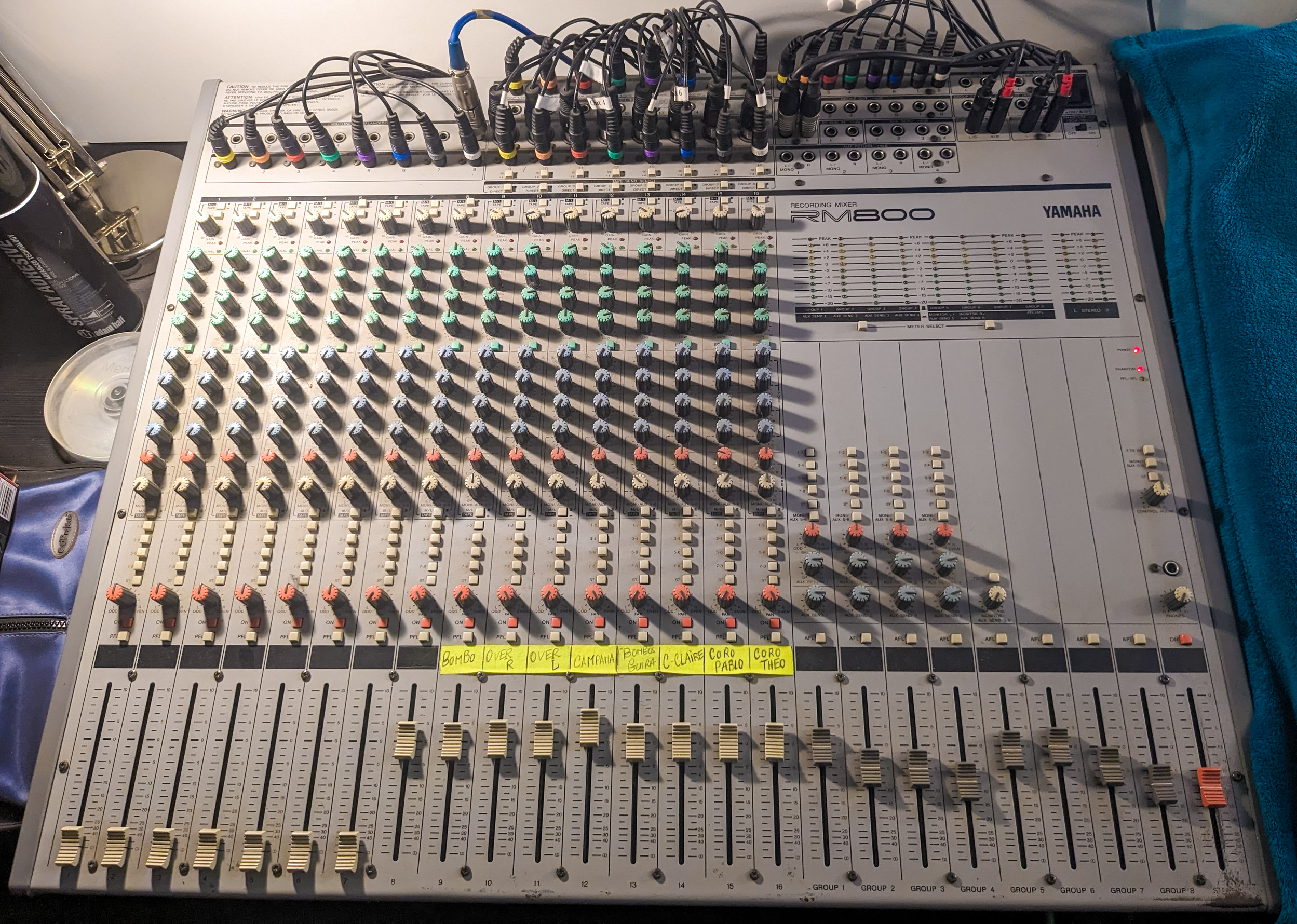 Pictures and images Yamaha RM800 16 - Audiofanzine