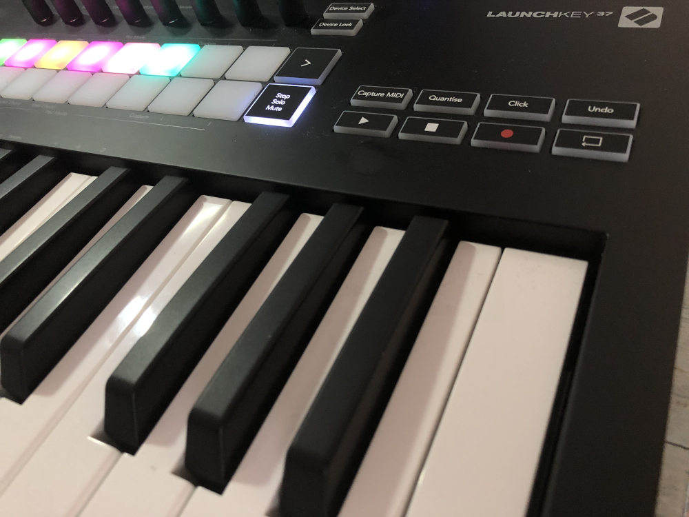 Novation Launchkey 37 MK3 : lecture