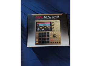 Akai Professional MPC One (3303)