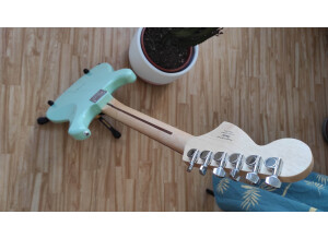 Squier Tom Delonge Stratocaster  (56015)