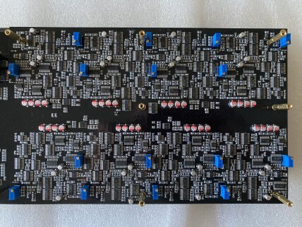 ISE-NIN 2tof 18 PCB 8 voix ISE-NIN 2tof 18 PCB 8 voix