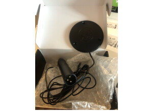 AKG CBL99