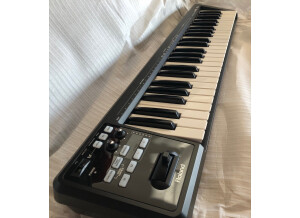 Roland A-49 (84102)