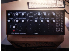 Moog Music DFAM (Drummer From Another Mother) (97086)