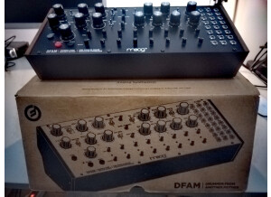 Moog Music DFAM (Drummer From Another Mother) (12976)
