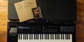 Vends synthé Roland D20 avec fligth Case et support 