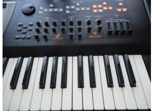 V-SYNTH2