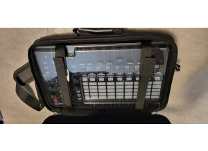 Akai Professional APC40 mkII (57821)