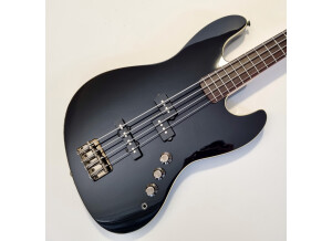 Fender Deluxe Aerodyne Jazz Bass (16121)