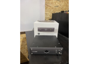 Universal Audio UAD-2 Satellite Thunderbolt 3 - QUAD Core (46955)