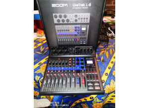 Zoom LiveTrak L-8 (23100)
