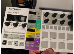 Arturia BeatStep Pro (60645)