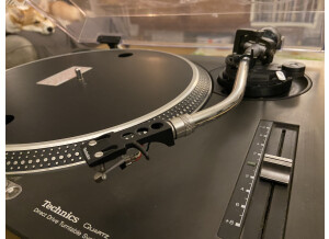 Technics SL-1210 MK2 (46326)