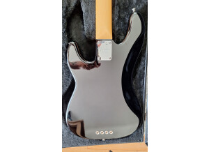 Fender American Standard Precision (6)