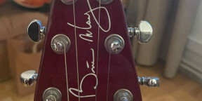 Brian May Guitars Red One