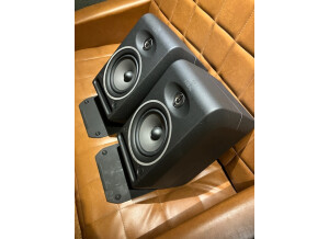 Focal CMS 50