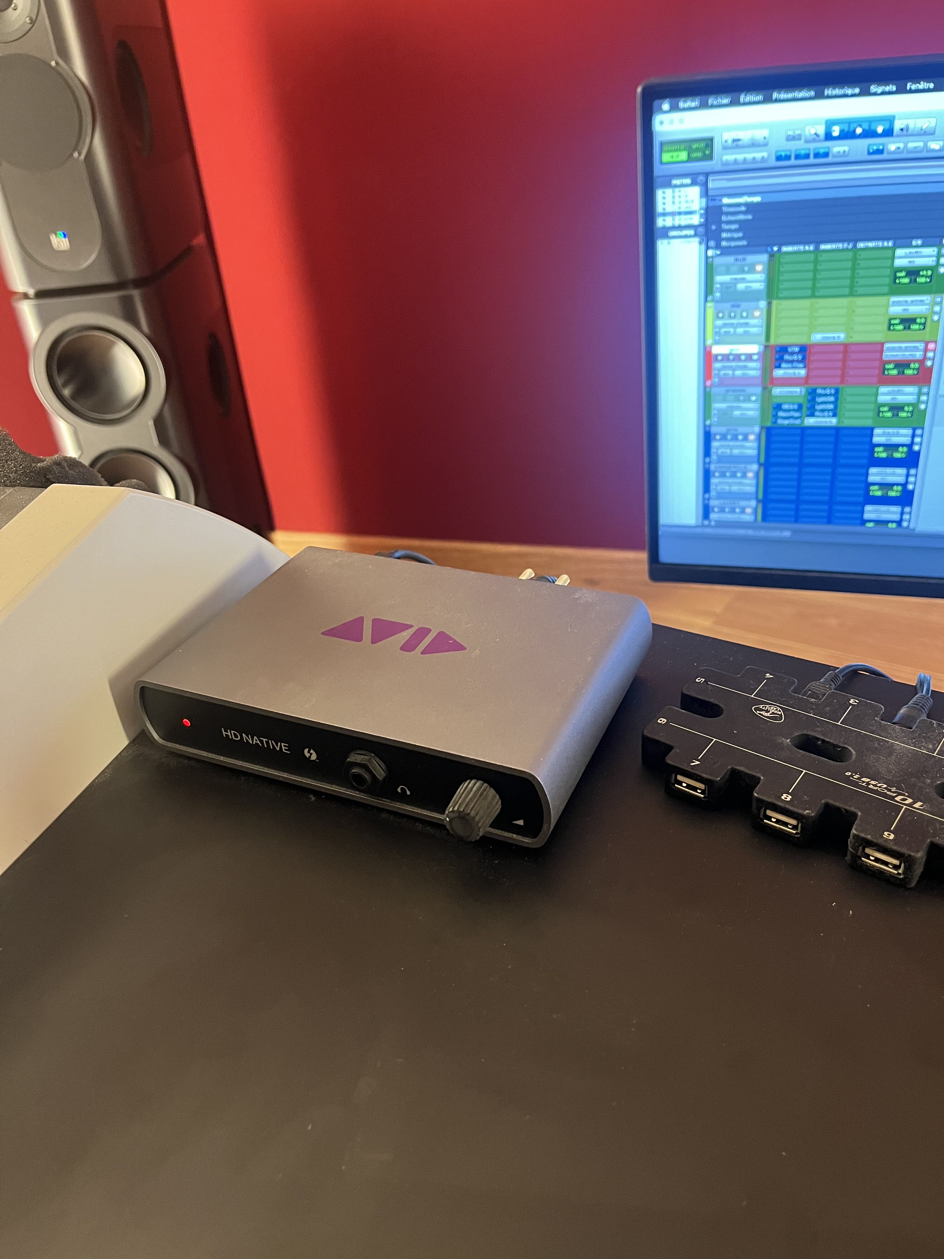 Vends Avid Pro Tools HD Native Thunderbolt + Lynx Aurora 16 + Carte Thunderbolt