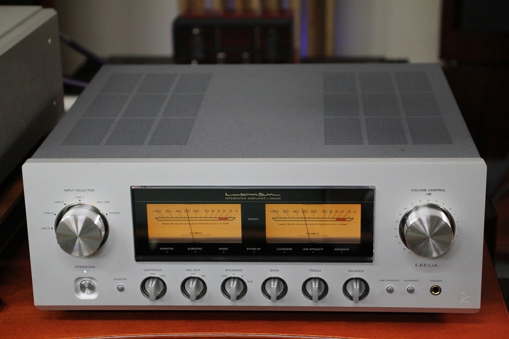 Luxman L-550AX