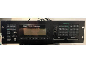 Yamaha TG77 (55744)