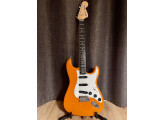 Vends International Color Stratocaster, Made in Japan Limited Edition