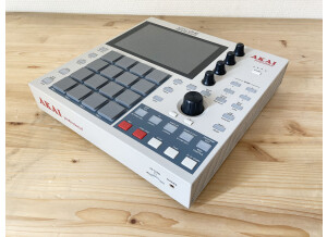 MPC ONE RETRO 8529