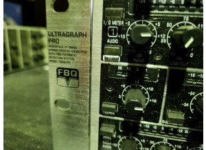 Behringer Ultragraph FBQ-Pro FBQ6200