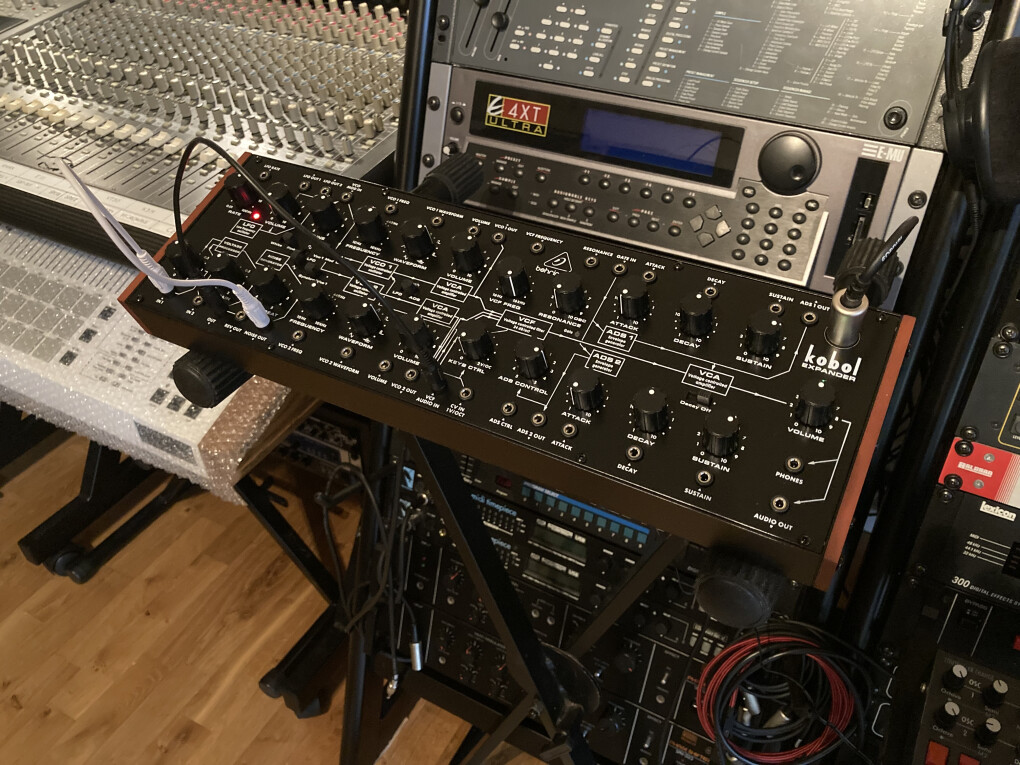 5905950.jpeg 5905950.jpeg