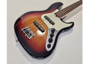Fender American Deluxe Jazz Bass [2003-2009] (95617)