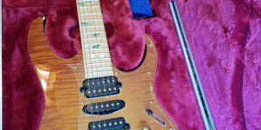 VENDS - IBANEZ RG8550 MZ BBE / j . custom