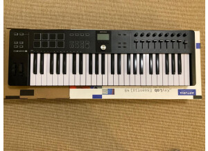 Arturia KeyLab Essential 49 (656)