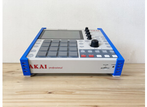 MPC ONE RETRO 8522