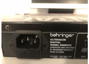 Behringer Ultragain Digital ADA8200 (75784)