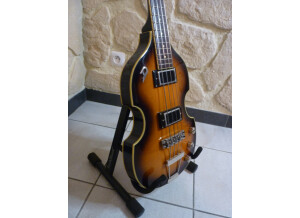 Duesenberg Violin Bass (81459)
