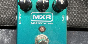  VENDS MXR M83 Bass Chorus Deluxe
