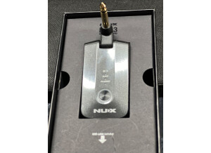 nUX MP-3 Mighty Plug Pro