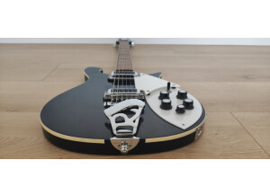 Rickenbacker 620