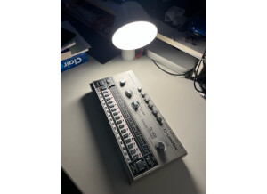 Roland TR-909 (25451)