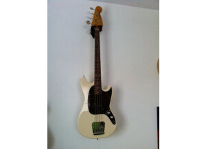 Fender Mustang Bass - Vintage White Rosewood