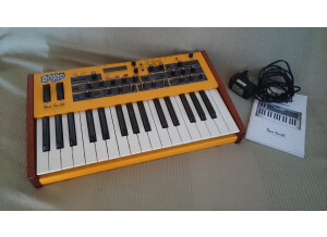 Dave Smith Instruments Mopho Keyboard (9849)
